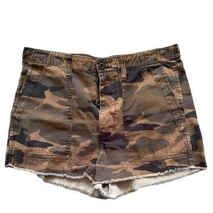 Madewell Camo Fatigue raw hem button fly cotton shorts green, brown, black Sz 29